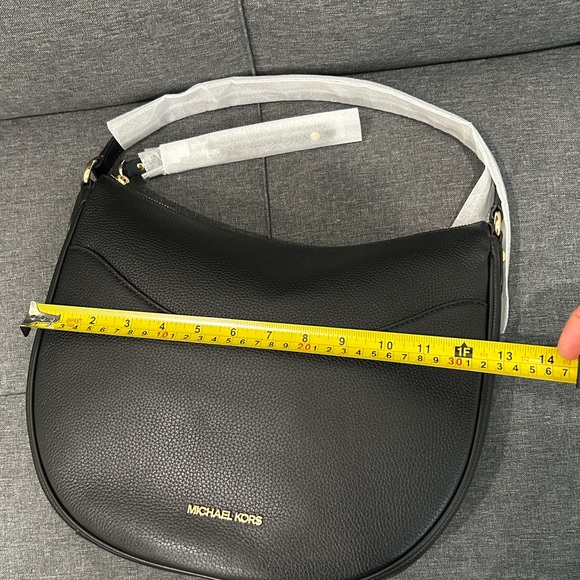 Michael Kors bag - Picture 13 of 14